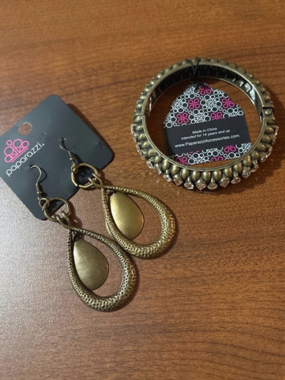 Paparazzi Gold-Tone Textured Teardrop Dangle Earrings with Matching Bangle